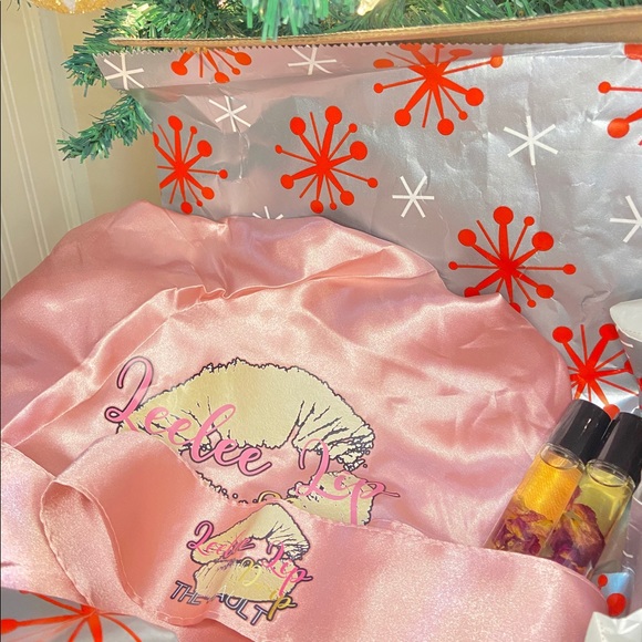 Christmas Bundles - Picture 3 of 5